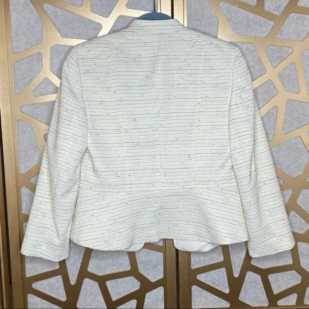 Jones Studio Jacket Button Accents - image 2